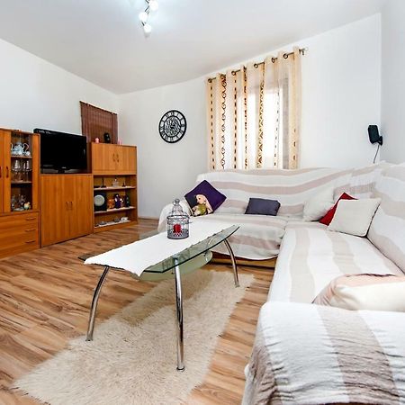 Apartment Stefan Ρόβινι Εξωτερικό φωτογραφία