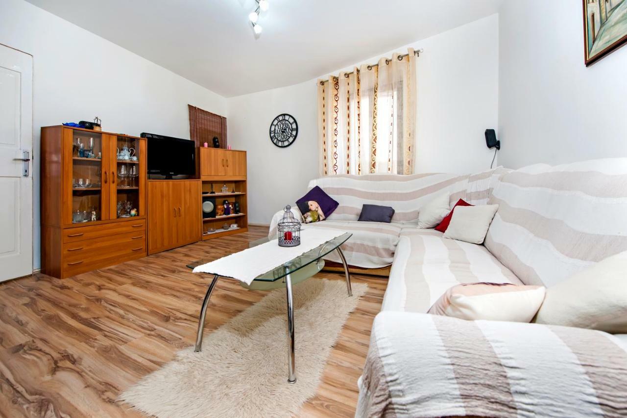 Apartment Stefan Ρόβινι Εξωτερικό φωτογραφία