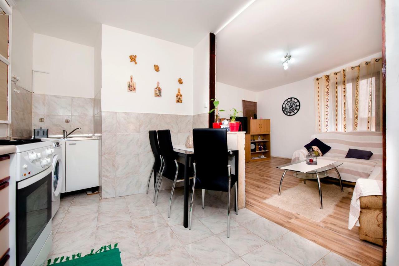 Apartment Stefan Ρόβινι Εξωτερικό φωτογραφία